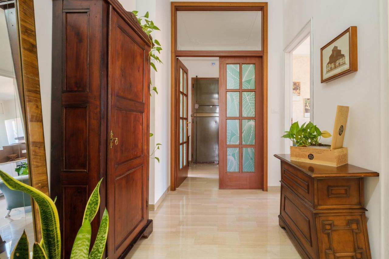 Fabula Rooms 3 Suites With Private Bathroom Bologna Esterno foto