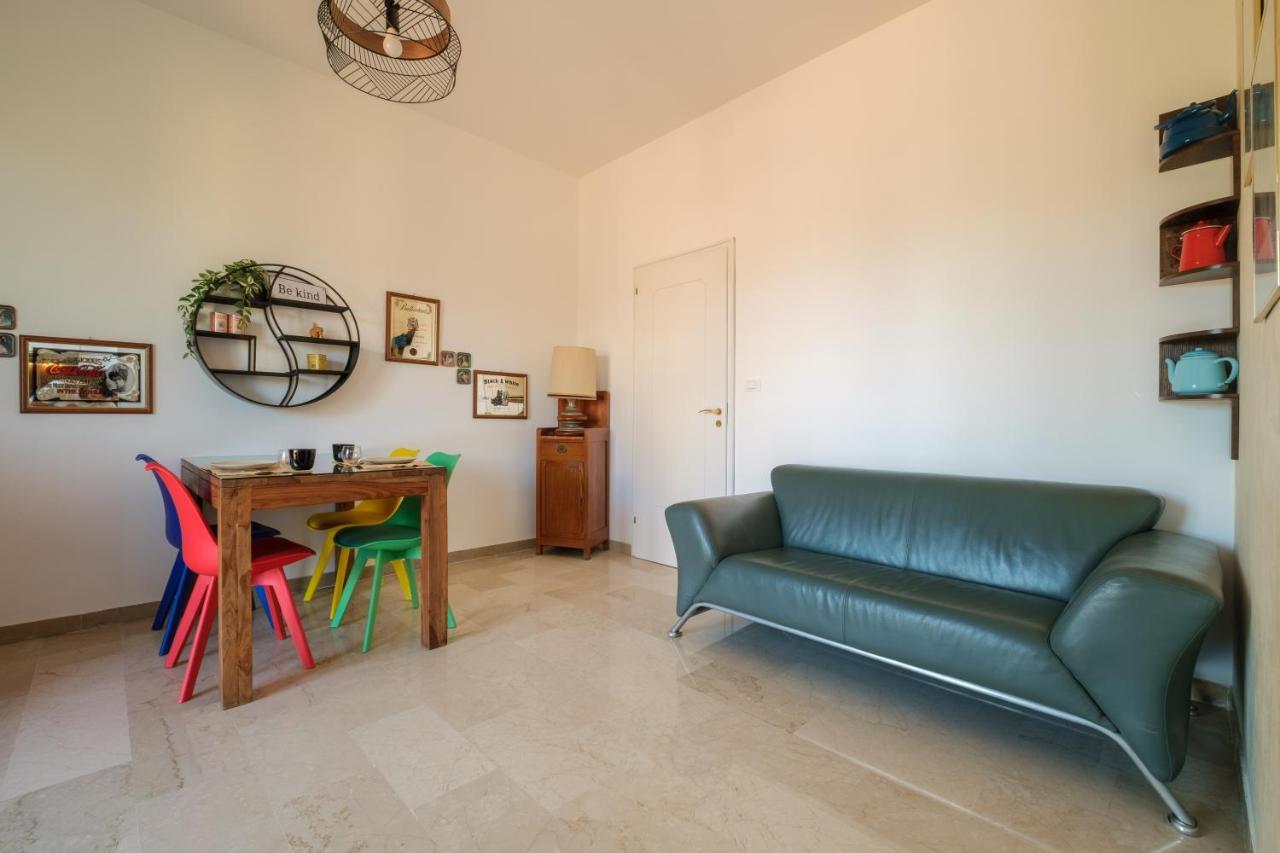 Fabula Rooms 3 Suites With Private Bathroom Bologna Esterno foto