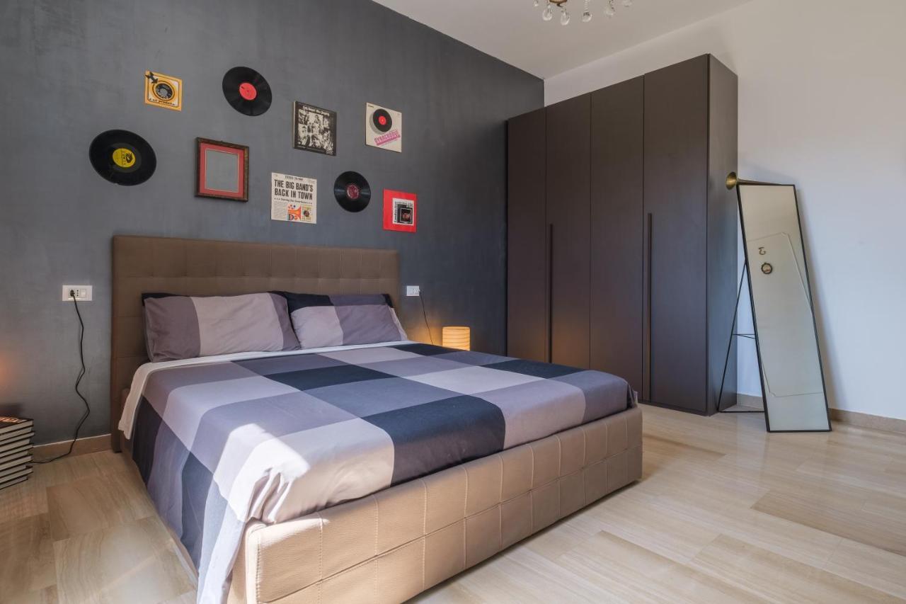 Fabula Rooms 3 Suites With Private Bathroom Bologna Esterno foto