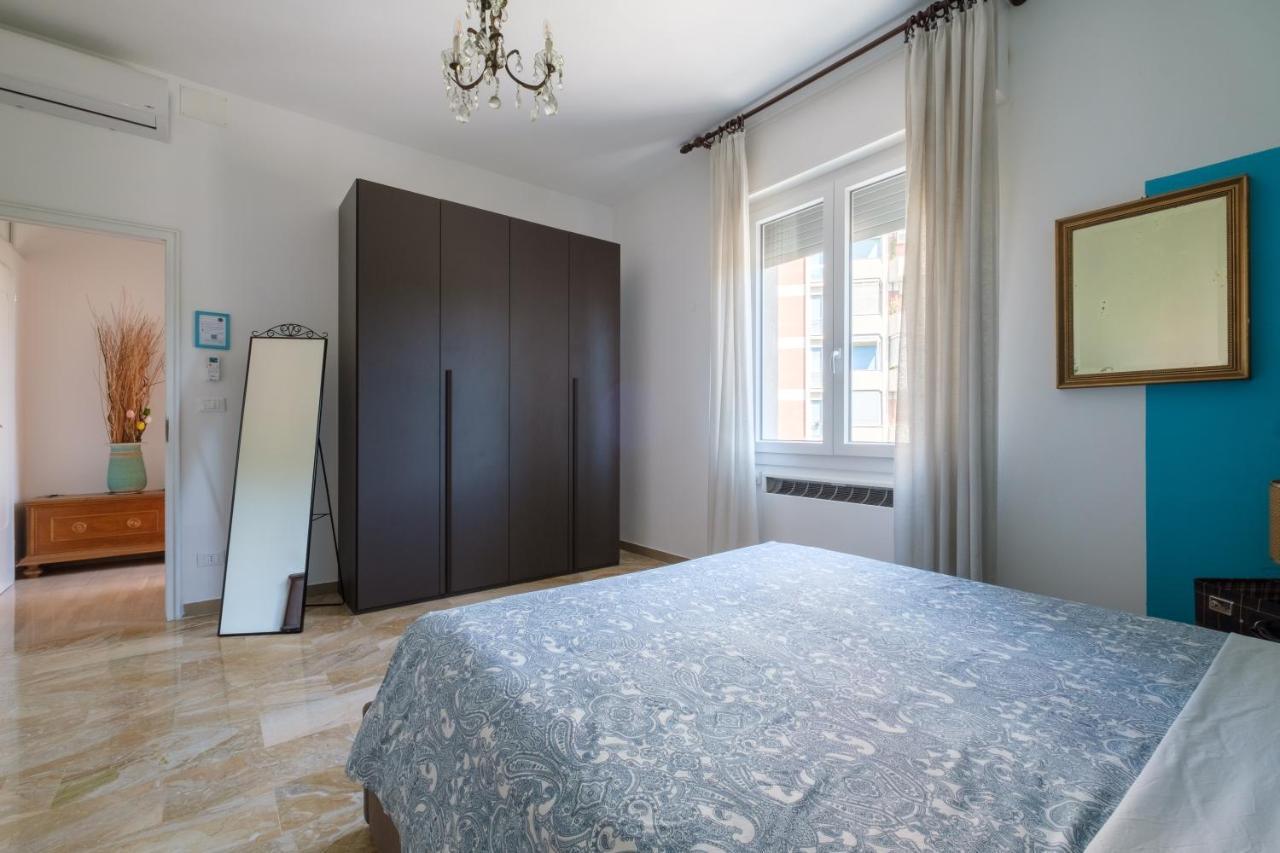 Fabula Rooms 3 Suites With Private Bathroom Bologna Esterno foto